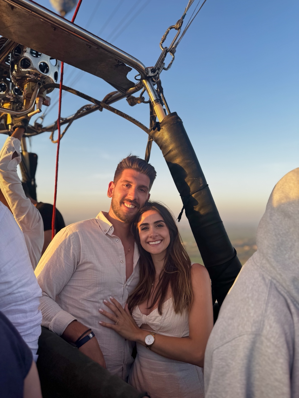 Alexandra e Daniel durante o passeio de balão